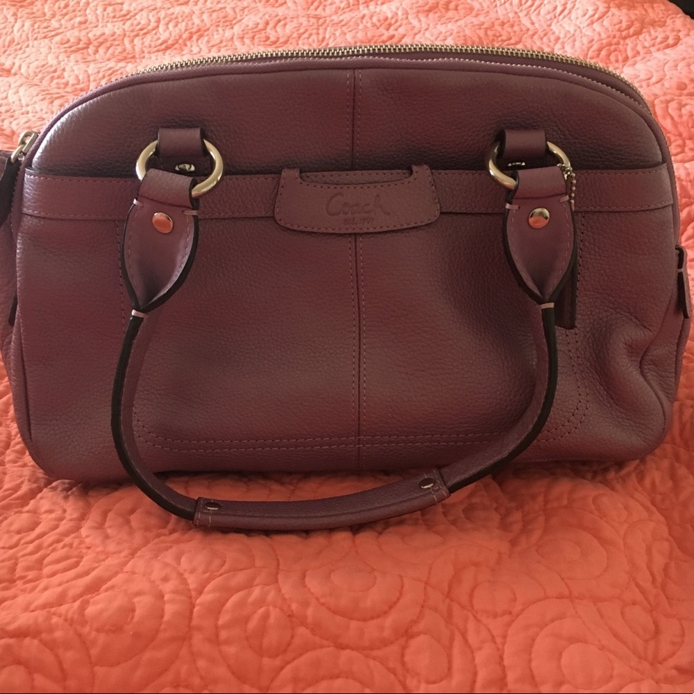 NWOT LEATHER COACH BAG